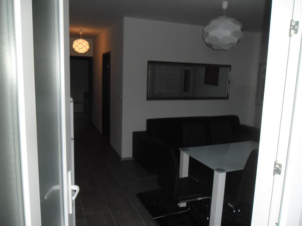 Rooms&Apartments Marinero Betina  Kamer foto