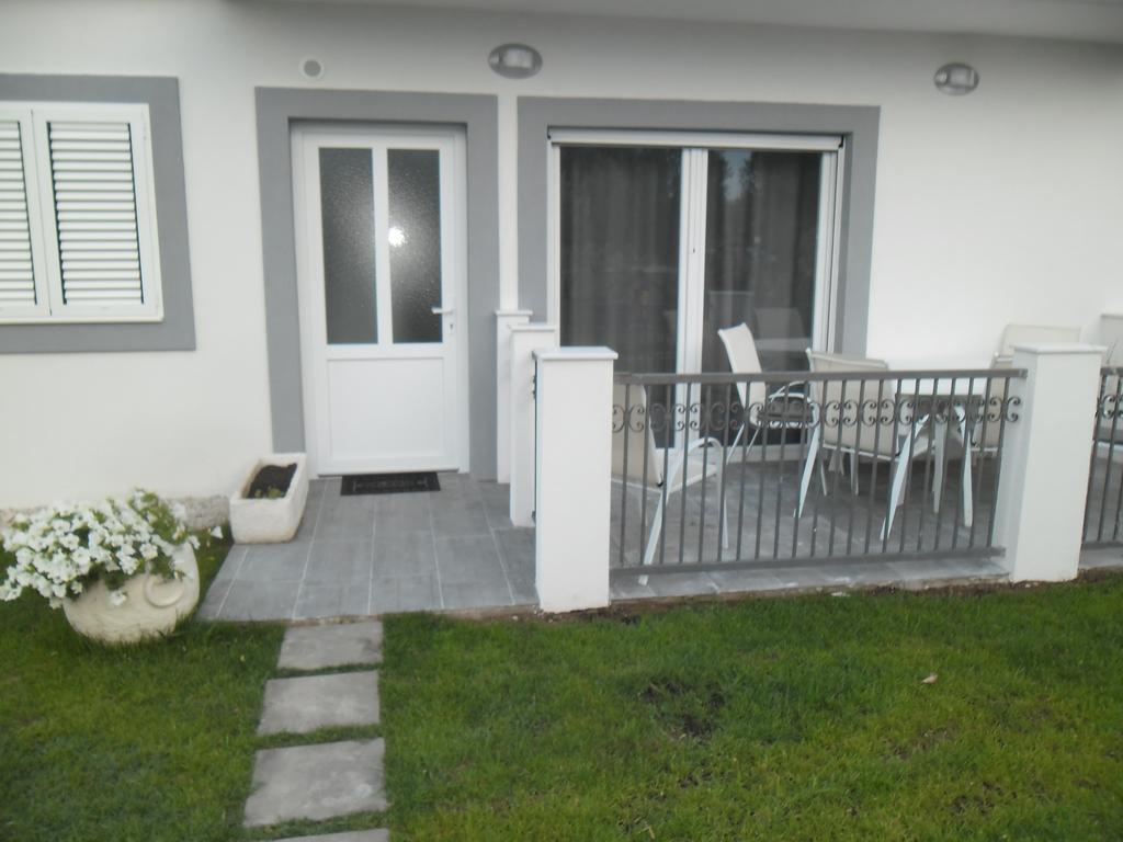 Rooms&Apartments Marinero Betina  Kamer foto